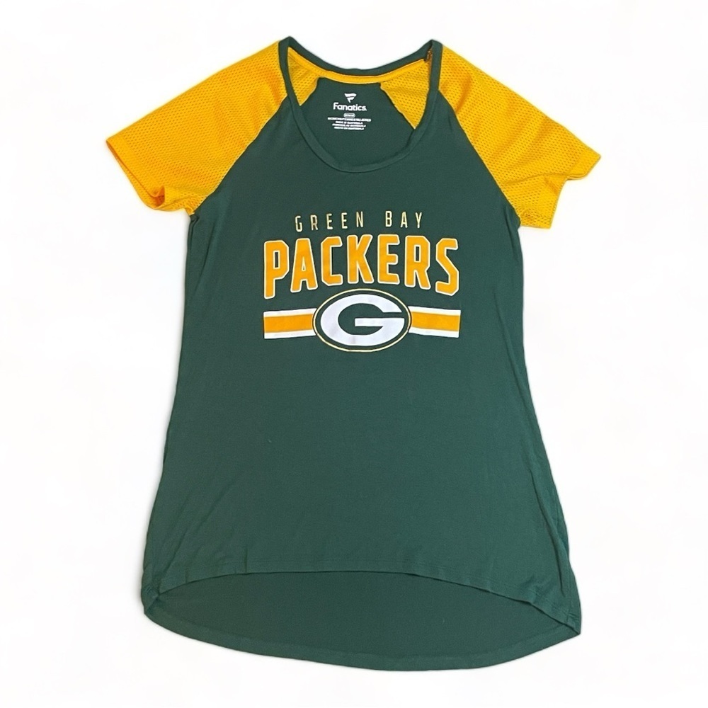 FANATICS Green Day‎ Packers Woman’s Top Shirt size Medium M Fitted Jersey